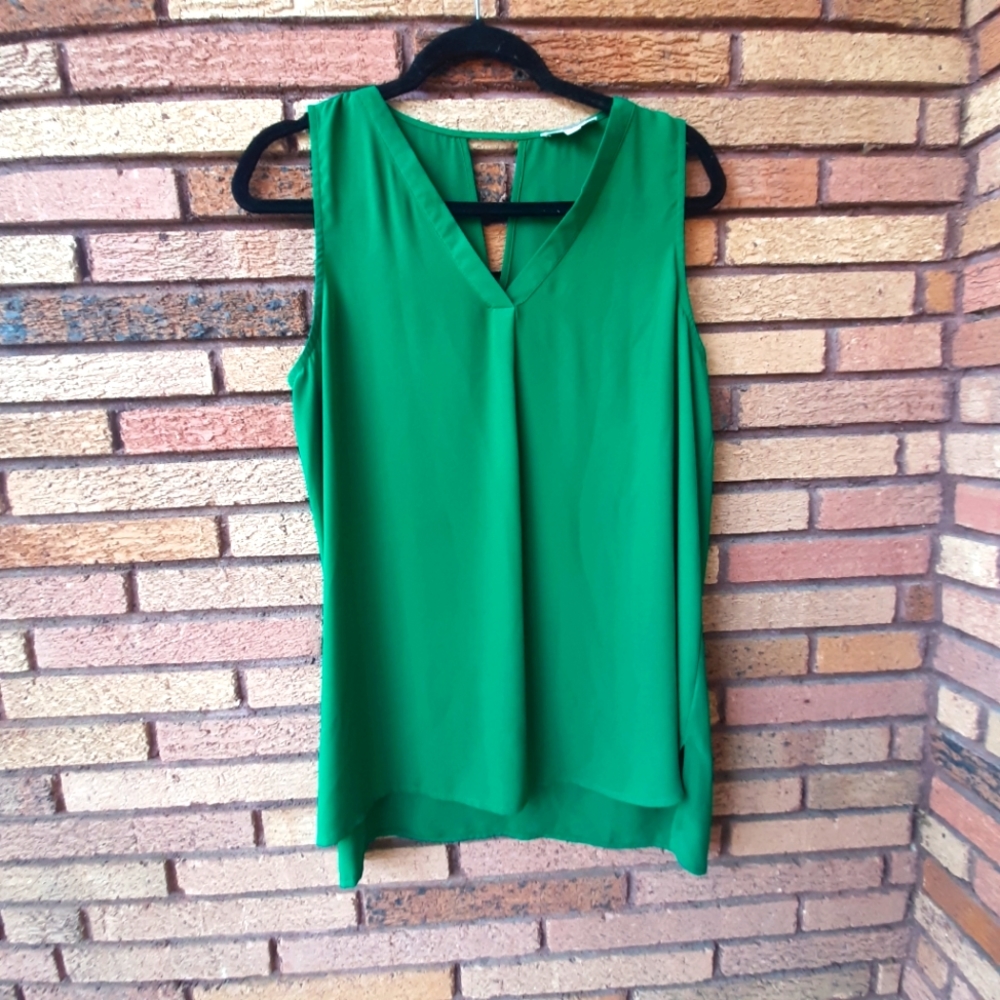 Pleione Green Medium Sleeveless Blouse